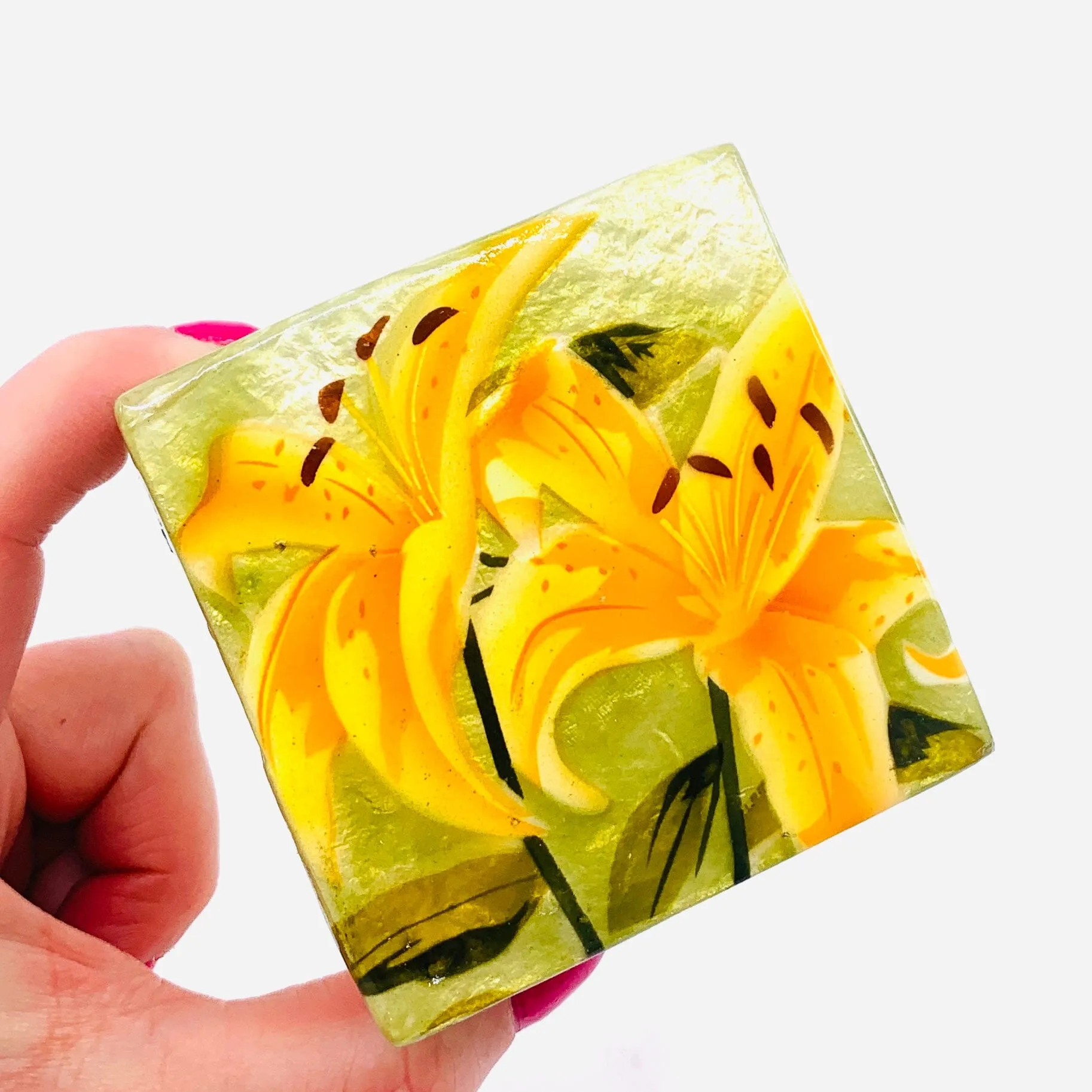 Capiz Shell Trinket Box 13, Yellow Lily