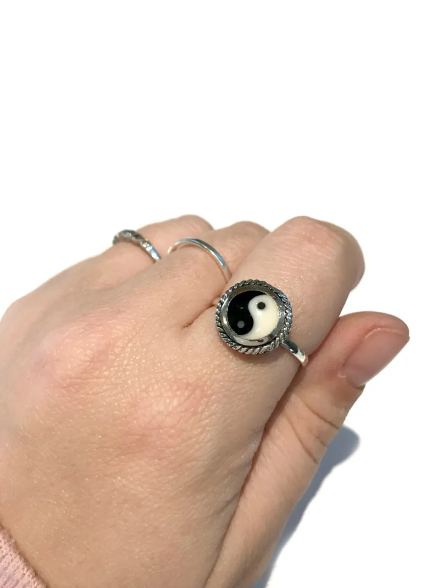 Enamel Yin Yang Ring