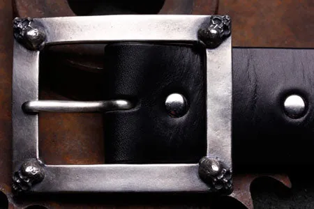 Four Skull Belt Buckle w/ Belt