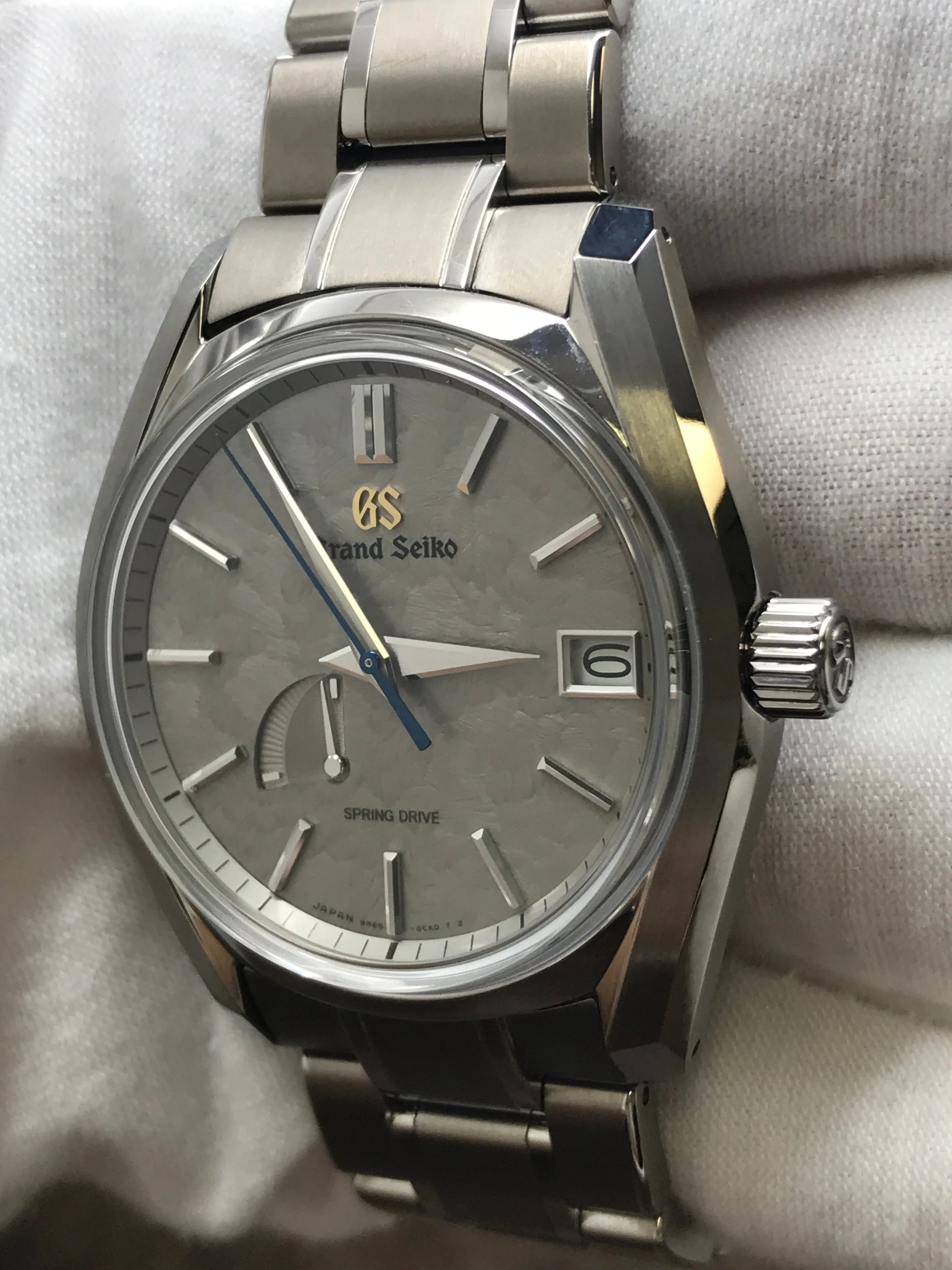 Grand Seiko Spring Drive Four Seasons Winter SBGA415 Grey Dial Automatic Men's Watch