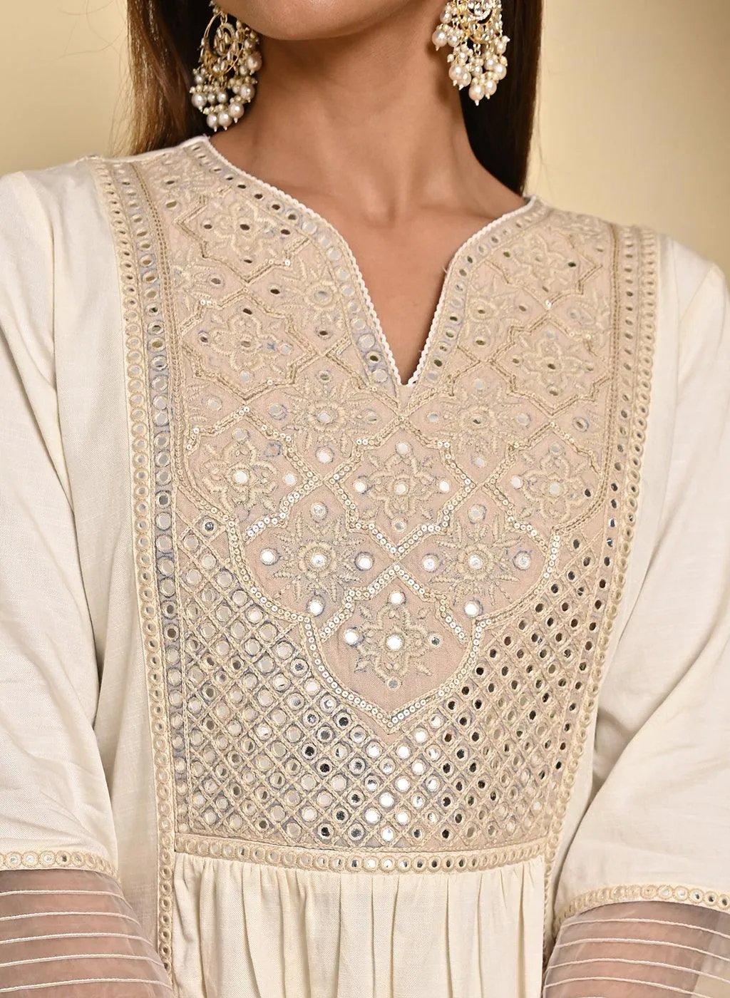 Ivory Knee-length Kurta with Asymmetric Hem and 3/4th Sleeves